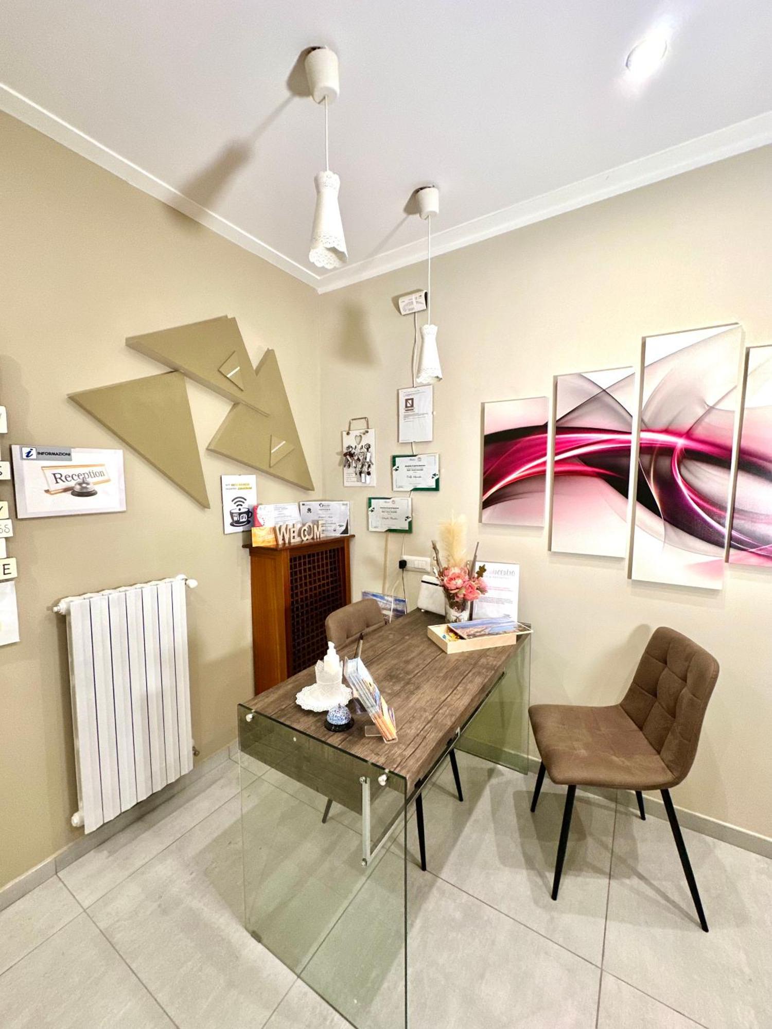 Bed and Breakfast Tuttoincentro Salerno Exterior foto