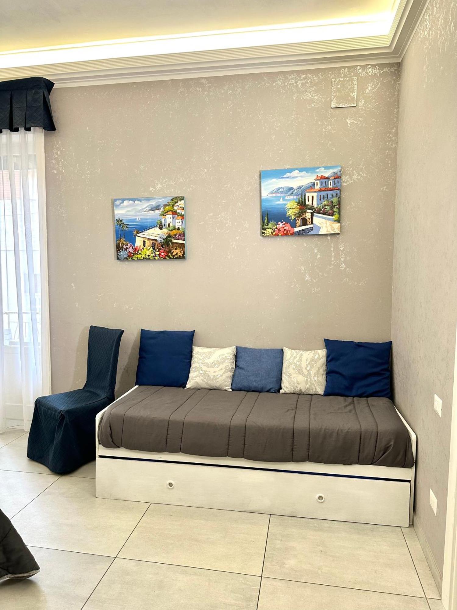 Bed and Breakfast Tuttoincentro Salerno Exterior foto